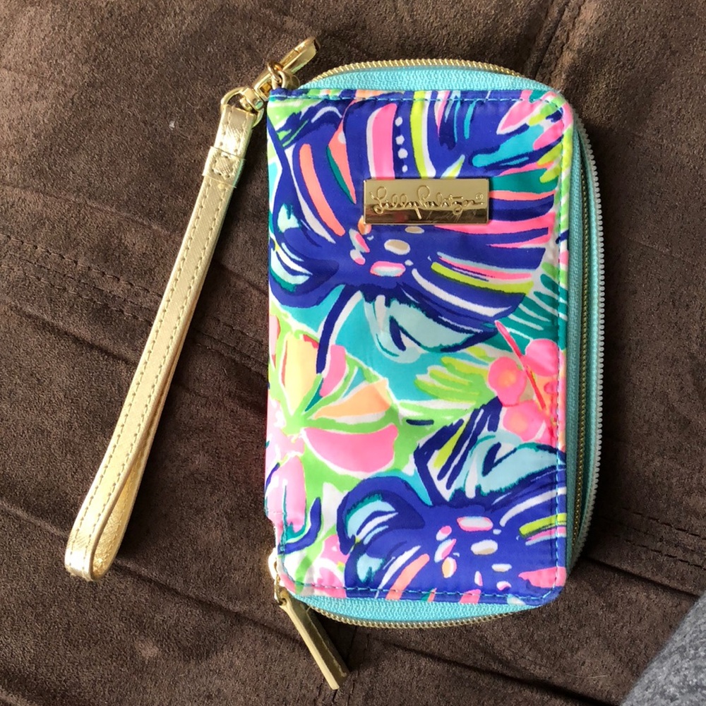 Lilly Pulitzer wristlet